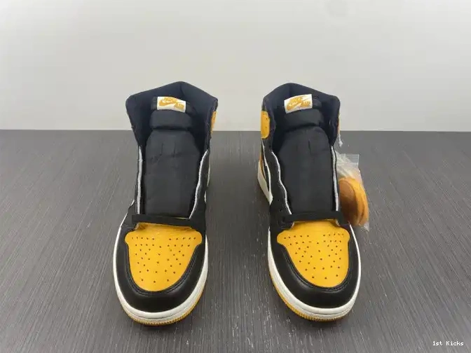 1st Kicks Jordan 555088-711 1 OG Yellow High Air Toe 0526